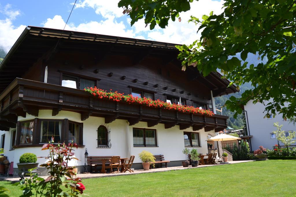 Gästehaus Falkner Dorli Оец Екстериор снимка